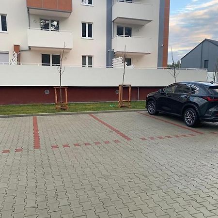 Apartament - Brzeska For You ลูบิน ภายนอก รูปภาพ